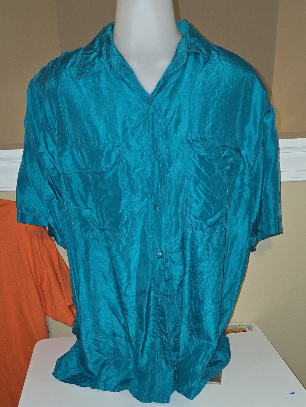 Vintage Women's Teal Short-Sleeve Button-Down Silk Shirt